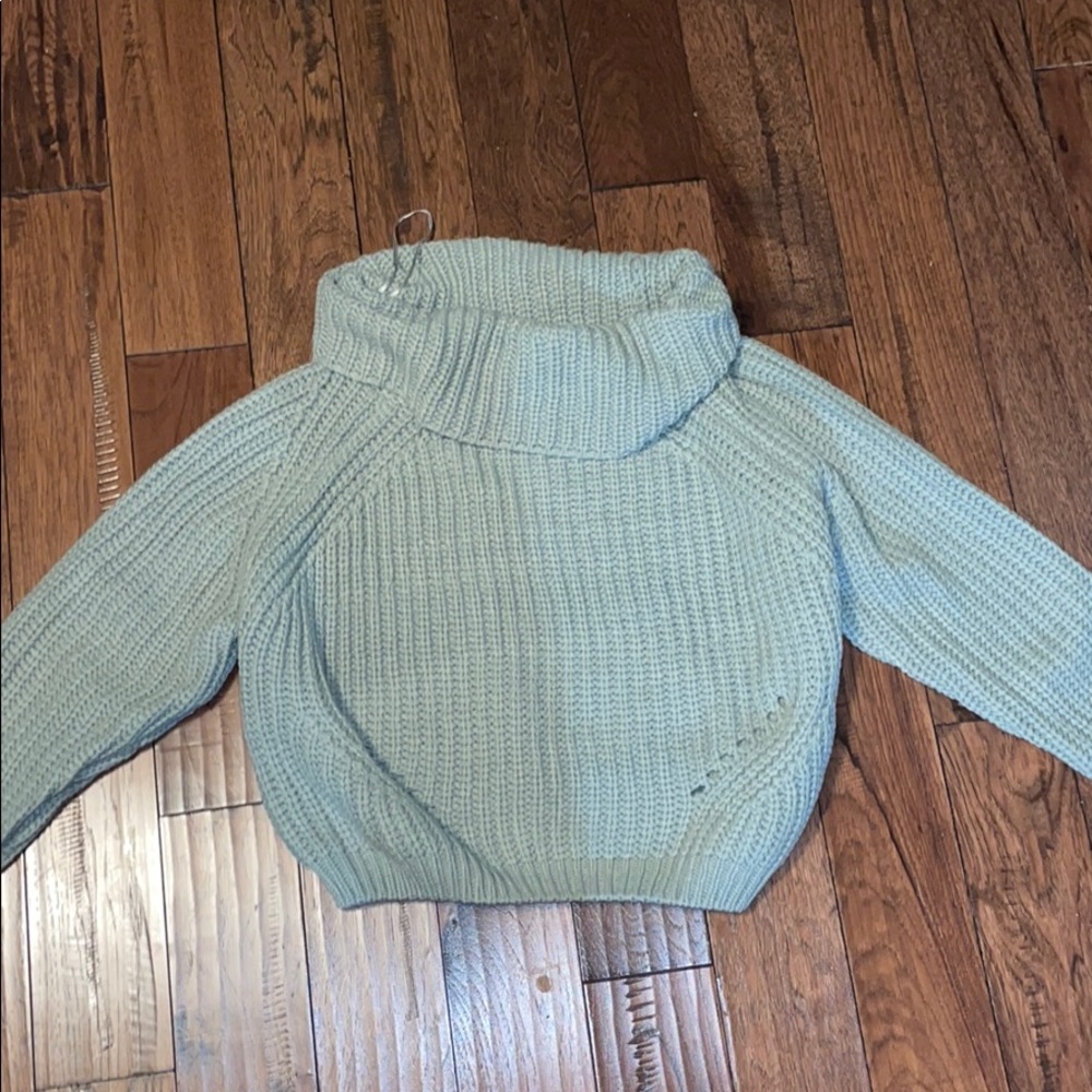 Cropped sweater